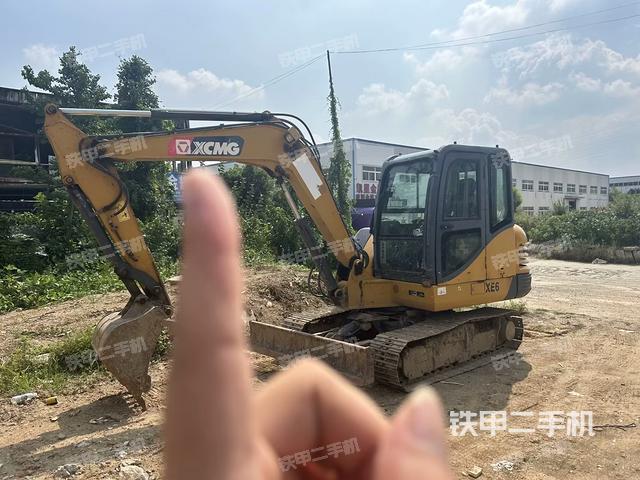 徐工XE55DA挖掘机