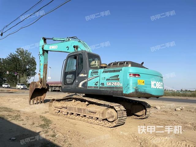 神钢SK250-8挖掘机