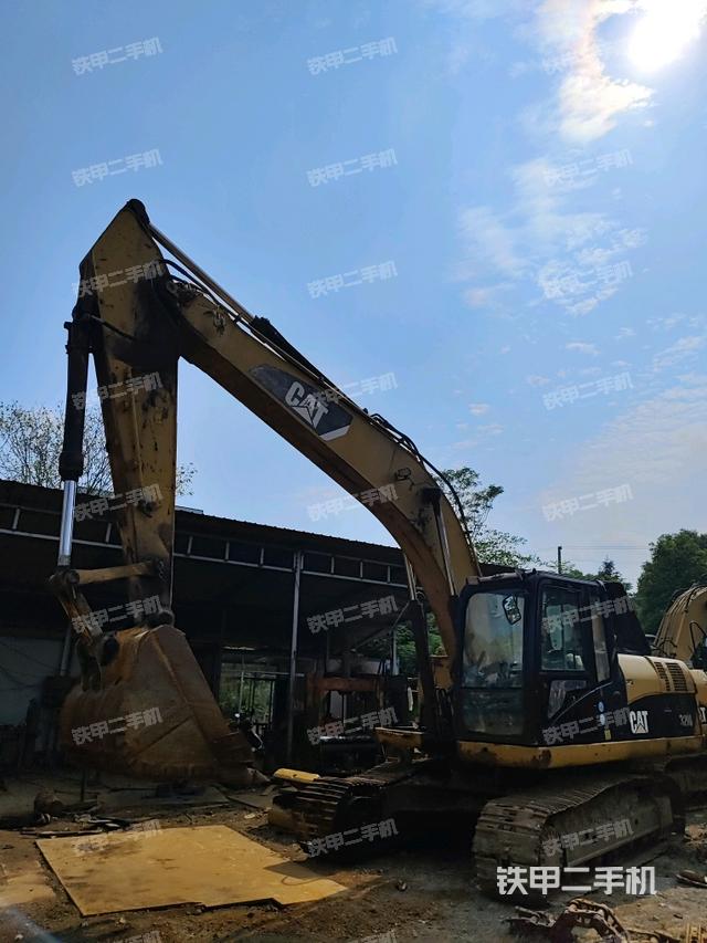 卡特彼勒320D液压挖掘机