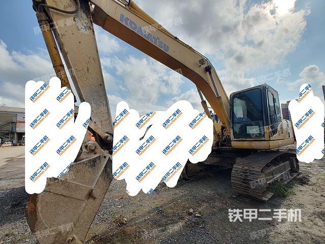 小松PC200-8挖掘机