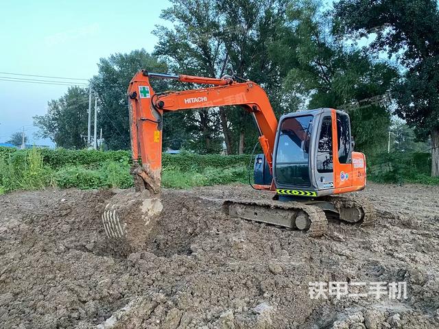 日立ZX70挖掘机