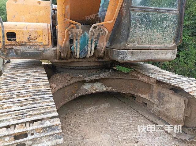 现代R215-7挖掘机