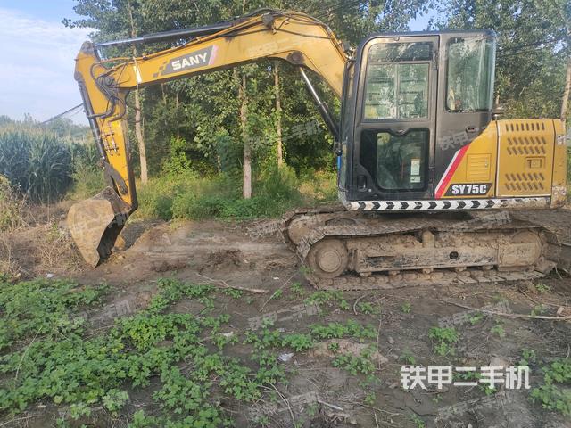 三一重工SY75C挖掘机