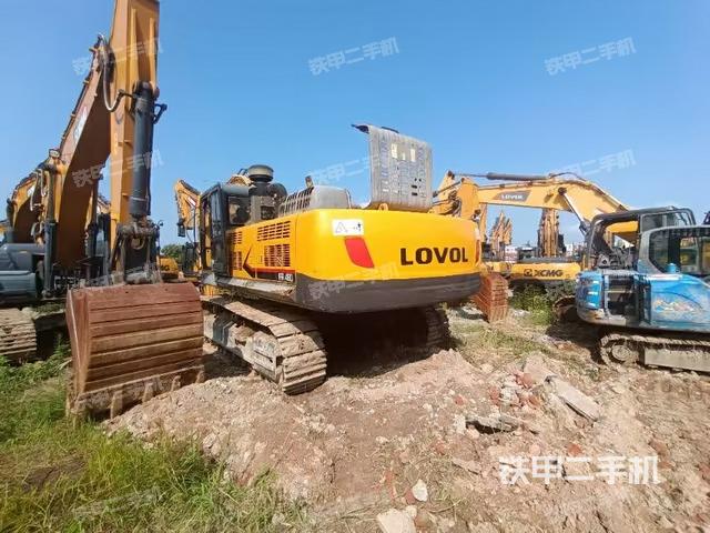 雷沃重工FR480E挖掘机