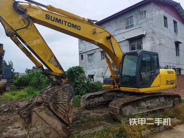 住友SH220LC-5挖掘机