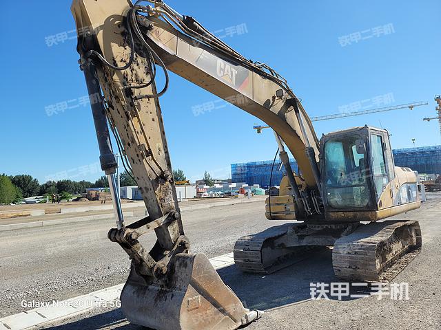 卡特彼勒320D-E挖掘机