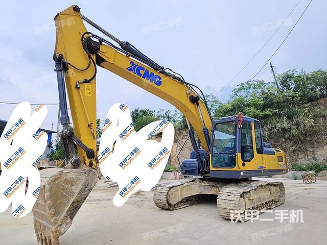 徐工XE215D挖掘机