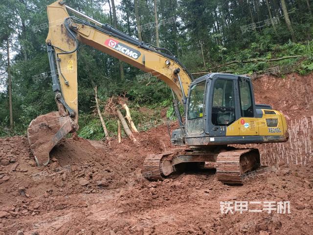 徐工XE135D挖掘机