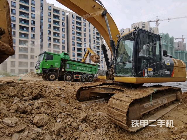 卡特彼勒CAT®326D2 L 液压挖掘机