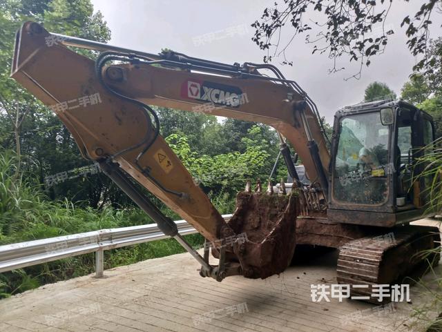 徐工XE135D挖掘机