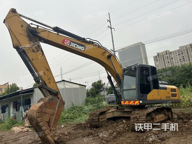 徐工XE205DA挖掘机