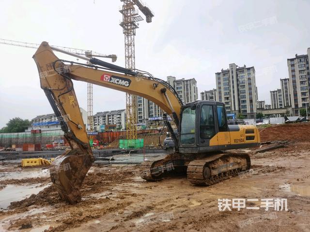 徐工XE205DA挖掘机