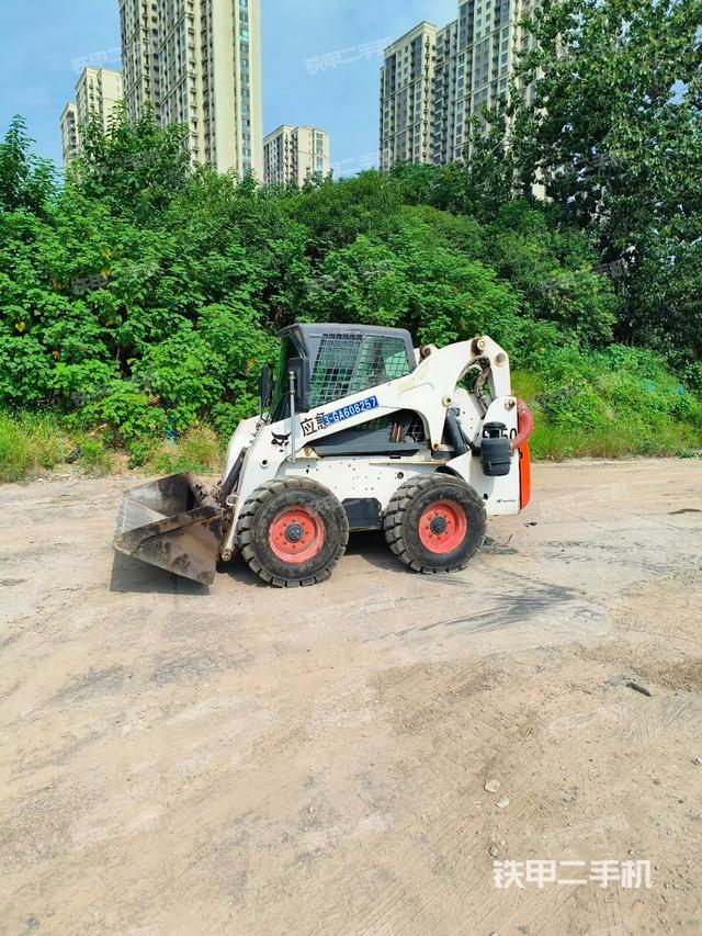 山猫S300滑移装载机