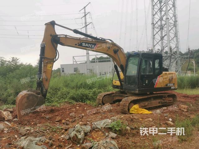 三一重工SY135C挖掘机