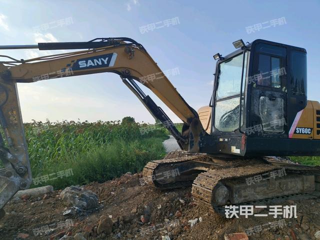 三一重工SY60C挖掘机