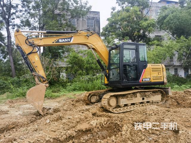 三一重工SY95C挖掘机