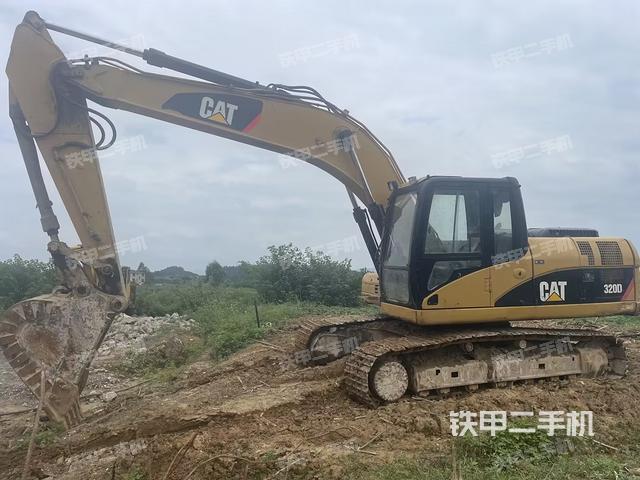 卡特彼勒320D液压挖掘机