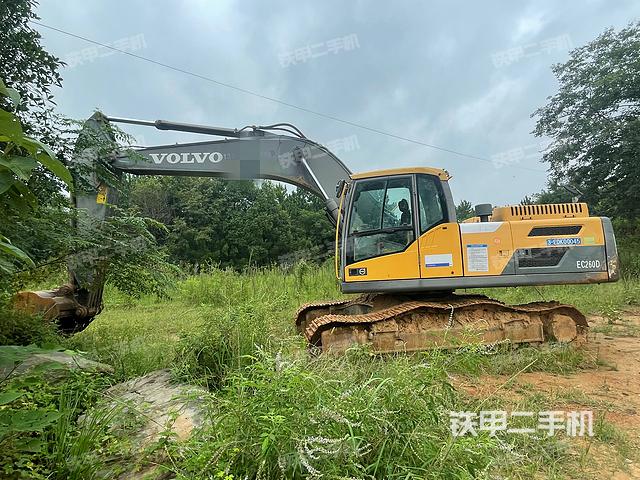 沃尔沃EC250D挖掘机