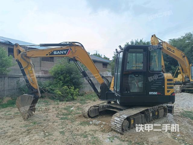 三一重工SY55C挖掘机