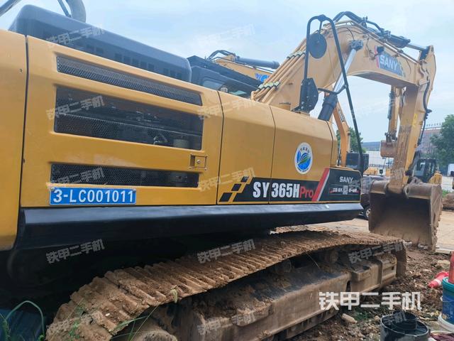 三一重工SY365H挖掘机