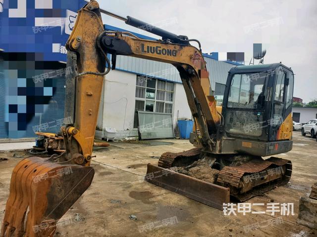柳工CLG906E挖掘机