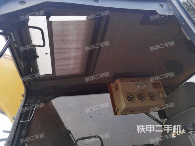 顶棚整体（驾驶室部分）