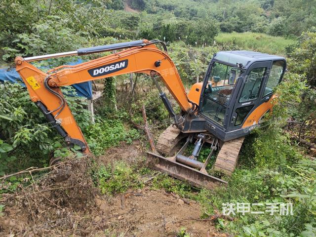 斗山DX60E-9CN挖掘机
