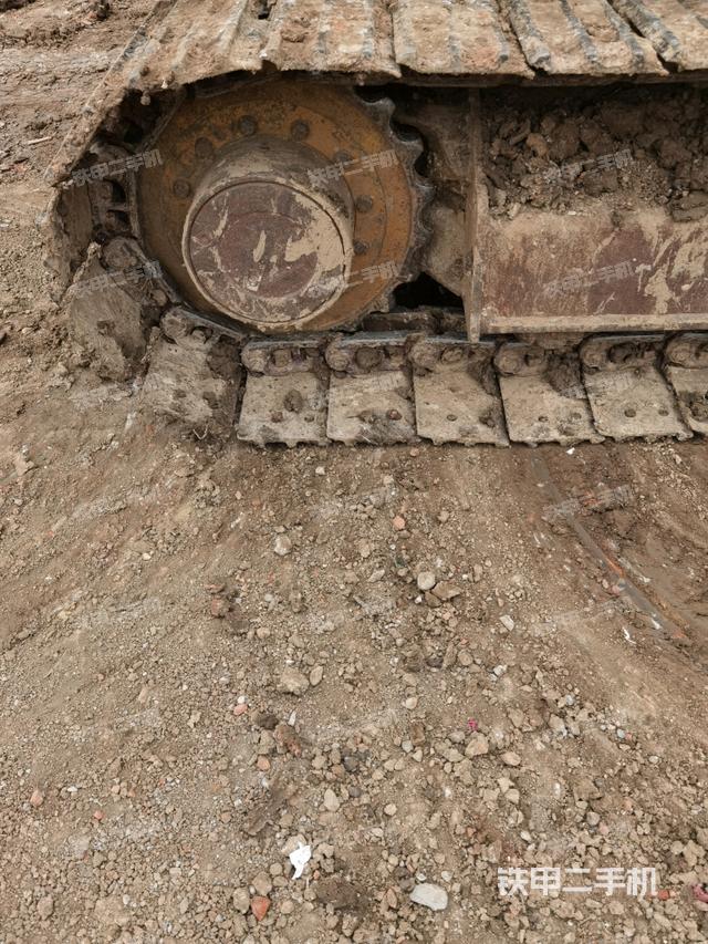 左驱动轮（行走机构）