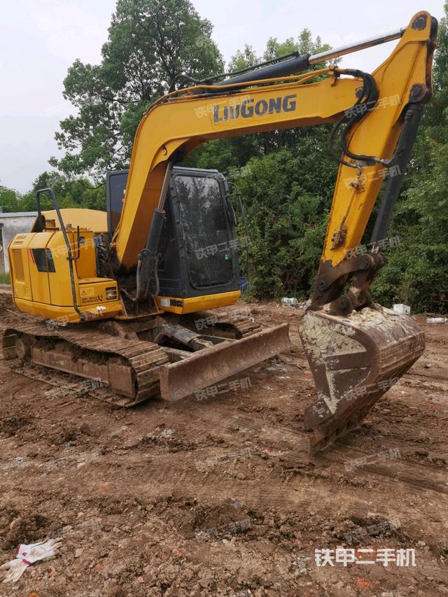 柳工CLG9075E挖掘机