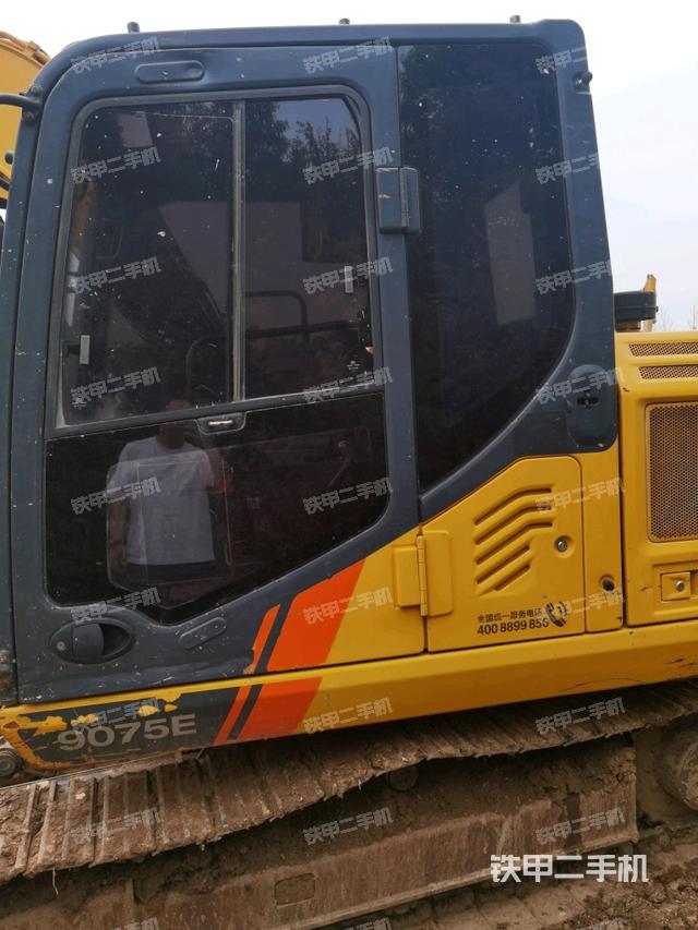  驾驶室正侧（驾驶室部分）