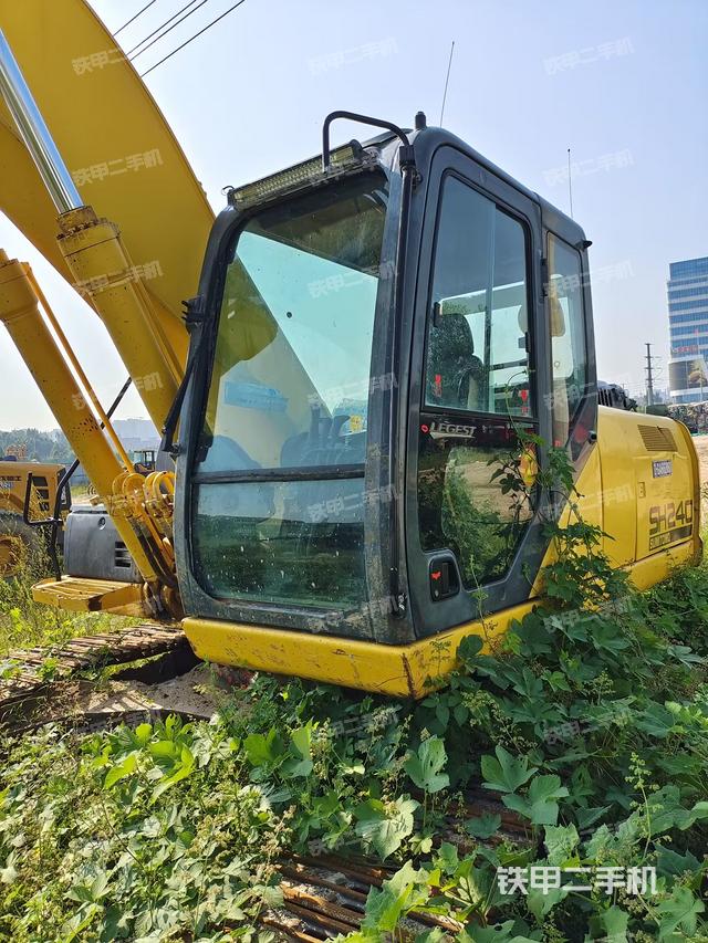 住友SH240-5挖掘机