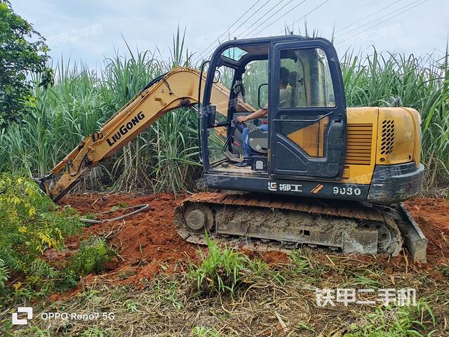 柳工CLG908D挖掘机