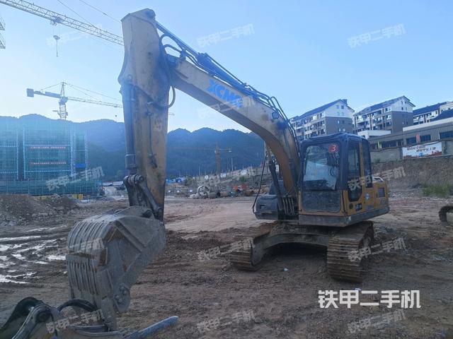 徐工XE135D挖掘机