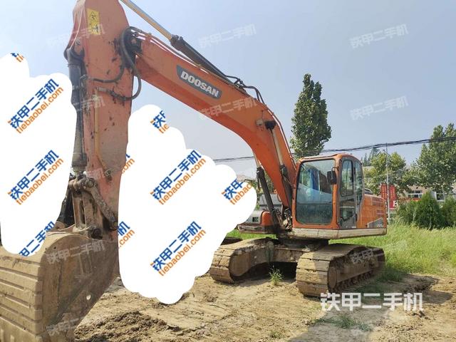 斗山DX215-9C挖掘机