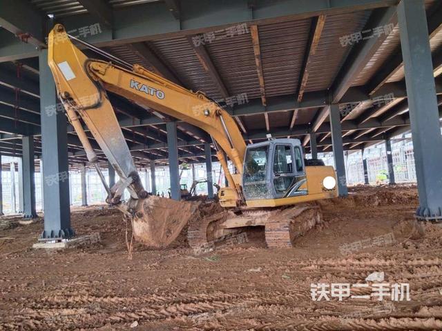 加藤HD820-6挖掘机