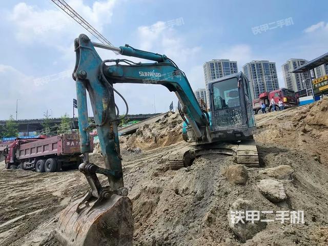 山河智能SWE70E挖掘机