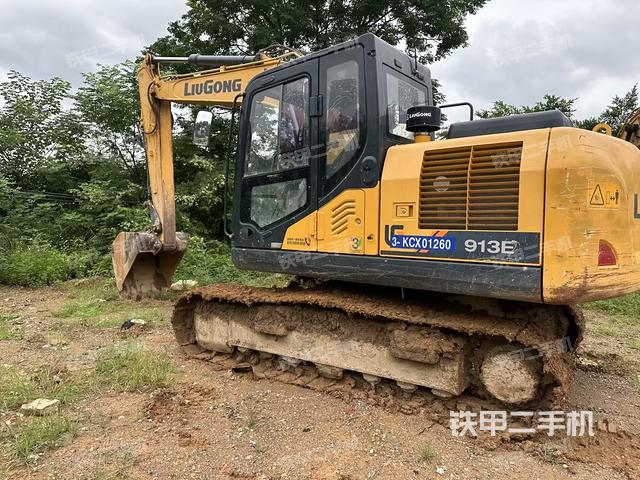 柳工CLG913E挖掘机