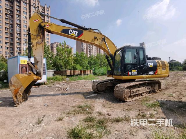 卡特彼勒320D2液压挖掘机