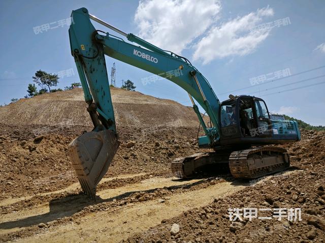 神钢SK350LC-8挖掘机