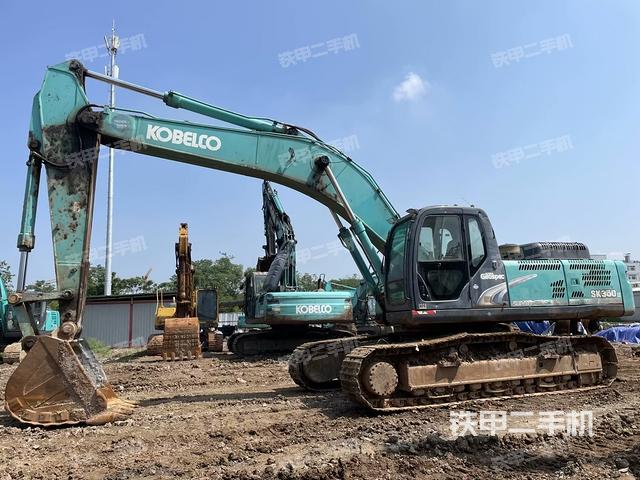 神钢SK350LC-8挖掘机