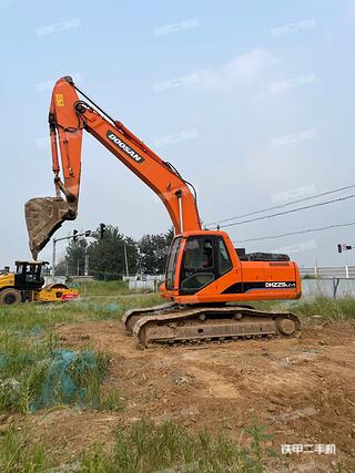 二手斗山 DH225LC-7 挖掘机转让出售