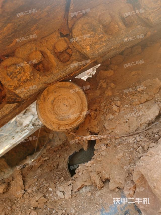 左托鏈輪和鏈筋(行走機(jī)構(gòu)) 左托鏈輪和鏈筋(行走機(jī)構(gòu))