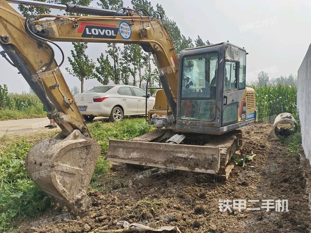 雷沃重工FR80E挖掘机