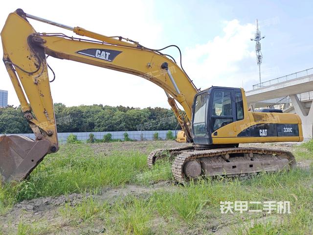 卡特彼勒330C挖掘机