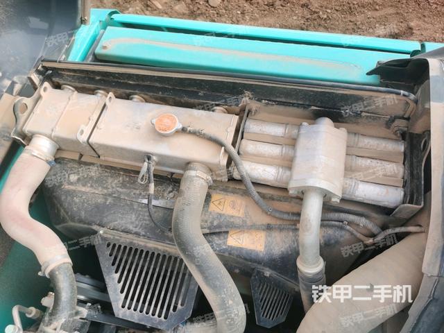 水箱+風(fēng)扇特寫(上車部件) 水箱+風(fēng)扇特寫(上車部件)