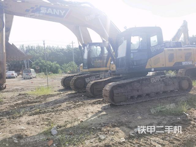 三一重工SY205C挖掘机
