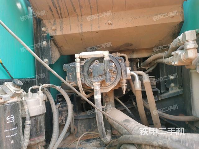液壓泵室(大件艙室) 液壓泵室(大件艙室)