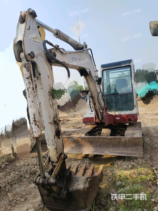 竹内TB150挖掘机