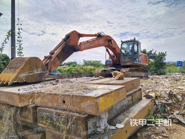 日立ZX210H-3挖掘机
