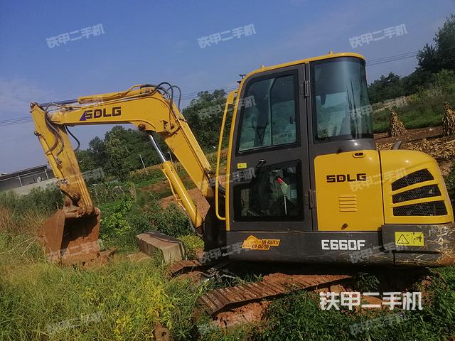 山东临工60挖掘机